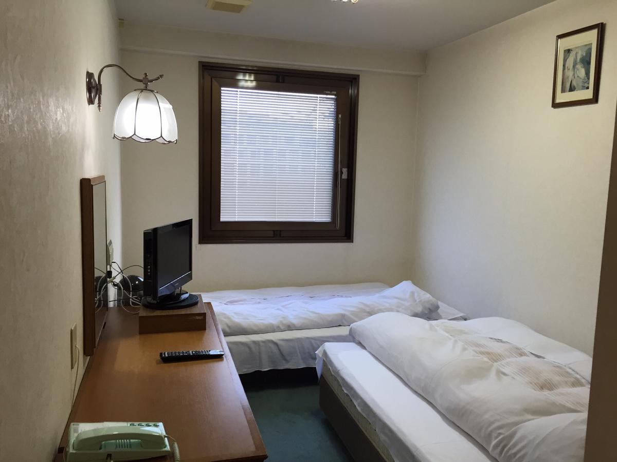 פוקוימה Aoi Business Hotel מראה חיצוני תמונה